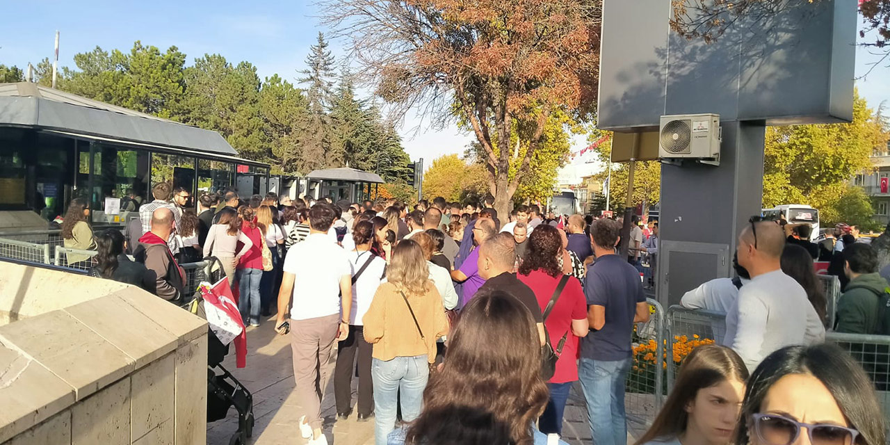 Anıtkabir'e koşan vatandaşlar hayal kırıklığı yaşadı