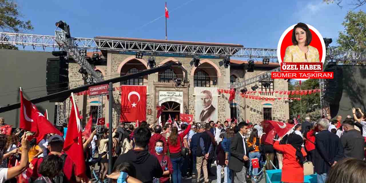 Ankara'nın kalbinde Cumhuriyet coşkusu dorukta