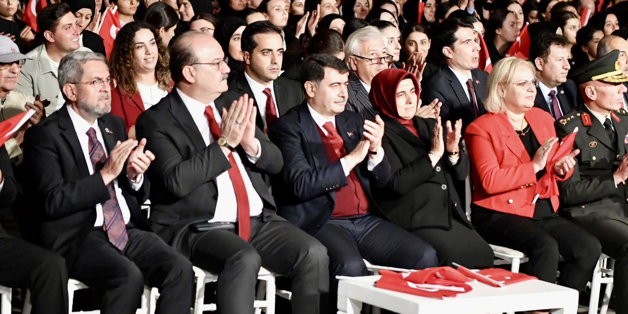 Ankara Valisi Şahin, Cumhurbaşkanlığı Senfoni Orkestrası Konserini izledi