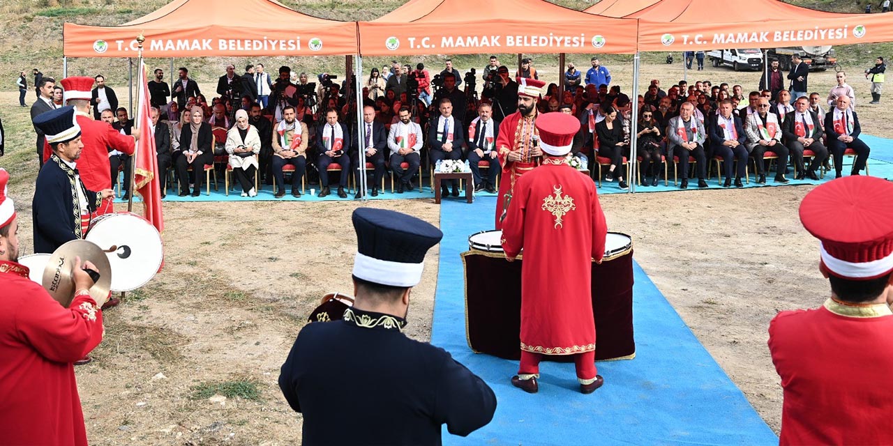 Filistinli gazeteciler için Mamak'ta fidan diktiler