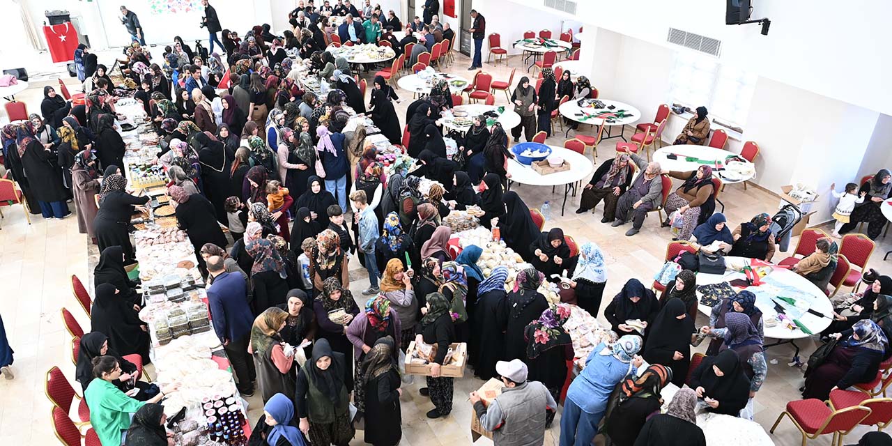 Mamaklı kadınlardan Filistin'e kermes desteği