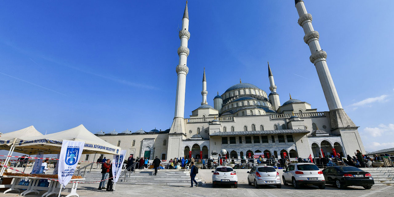 Atatürk ve şehitlerimiz için Mevlit okutuldu lokma ikramı yapıldı