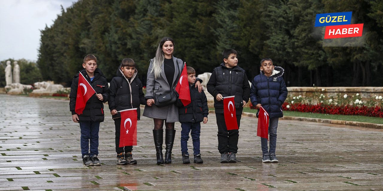 Iğdır'dan 5 öğrenci Atatürk için Ankara'da!