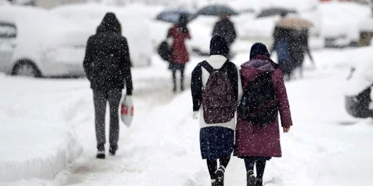 İstanbul'da okullar tatil mi? Kar tatili olacak mı?