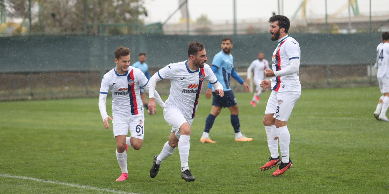 Ankara Demirspor öne geçtiği maçta yenildi :1-3