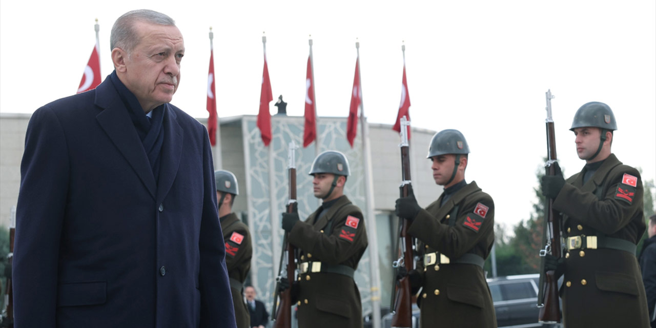 Cumhurbaşkanı Erdoğan Cezayir'e indi