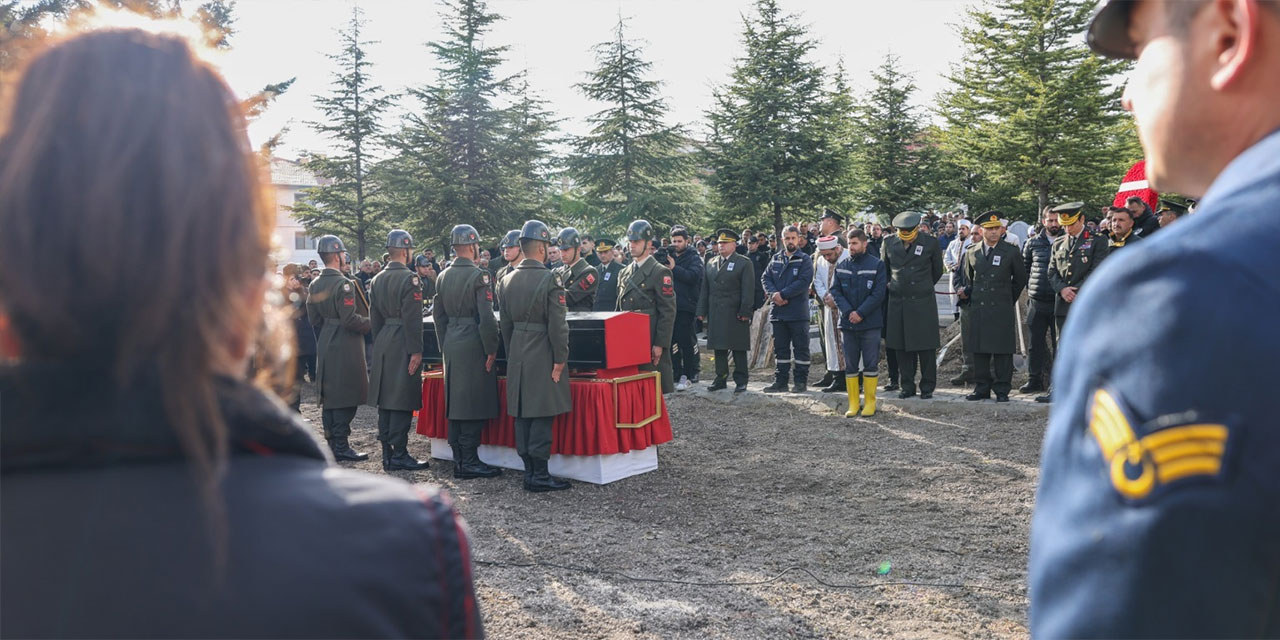 Şehit Abdullah Köse son yolculuğuna uğurlandı