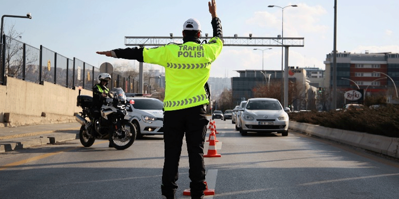 Trafik cezalarına dev zam: Sakın kırmızıda geçmeyin!