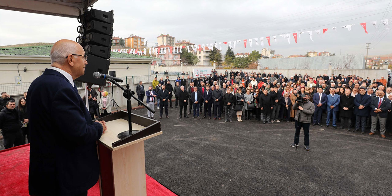 Yenimahalle'de park ve aile sağlığı merkezi açıldı