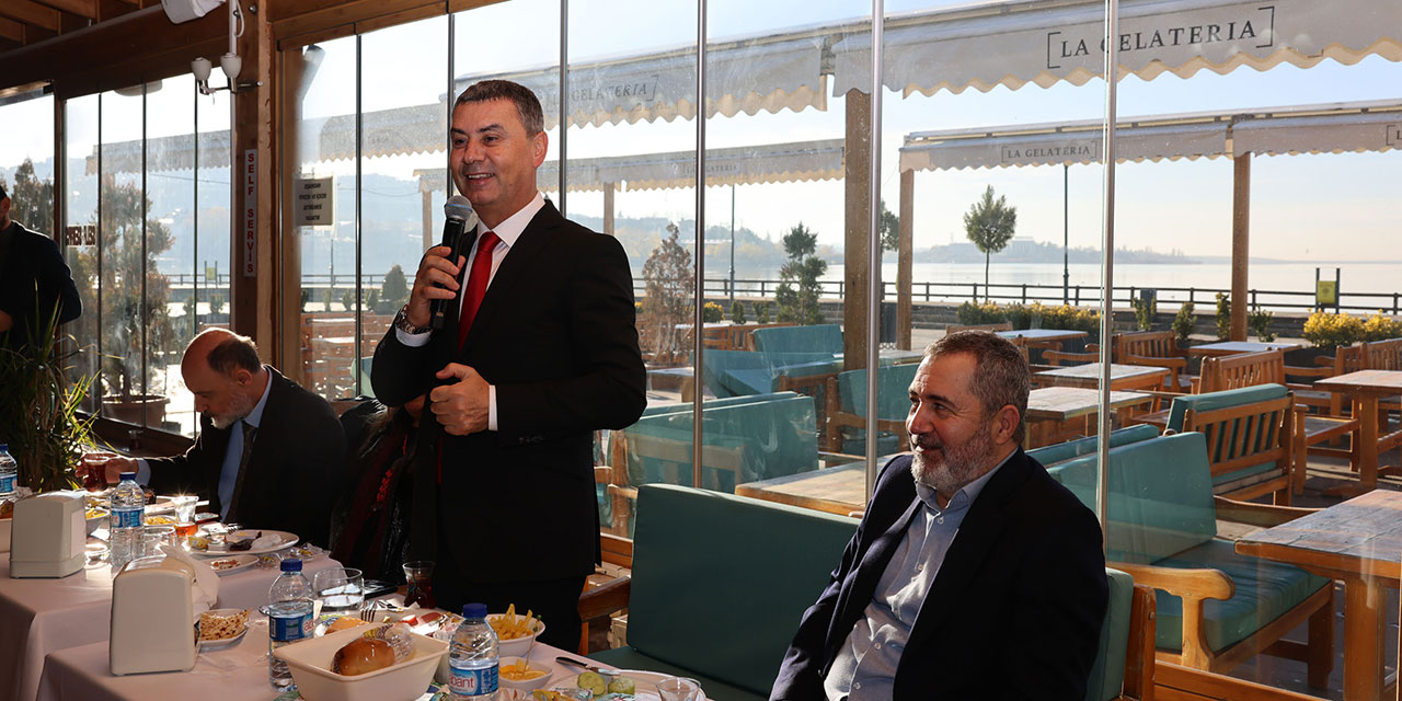 Gölbaşı Beledediye Başkanı Ramazan Şimşek Hacı Bayram Veli Üniversitesi öğrencileri ile buluştu