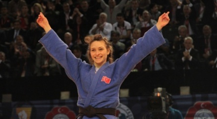 Judoda, Dilara Lokmanhekim Avrupa üçüncüsü oldu haberi