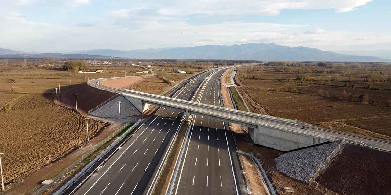 Bakan Uraloğlu, Ankara-Kırıkkale oto yolu ihalesinin tamamlandığını açıkladı