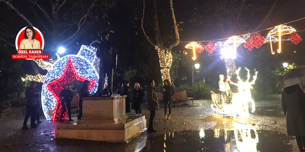 Kuğulu Park, büyülü bir yeni yıl atmosferine büründü