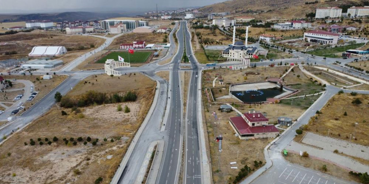 Yozgat Bozok Üniversitesi karayolu için 'battı-çıktı' projesi