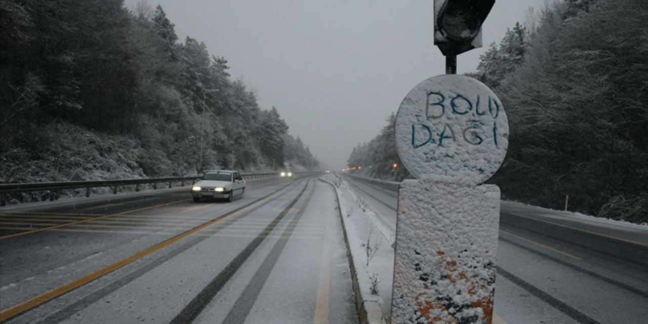 Bolu Dağı'nda kar yağışı başladı