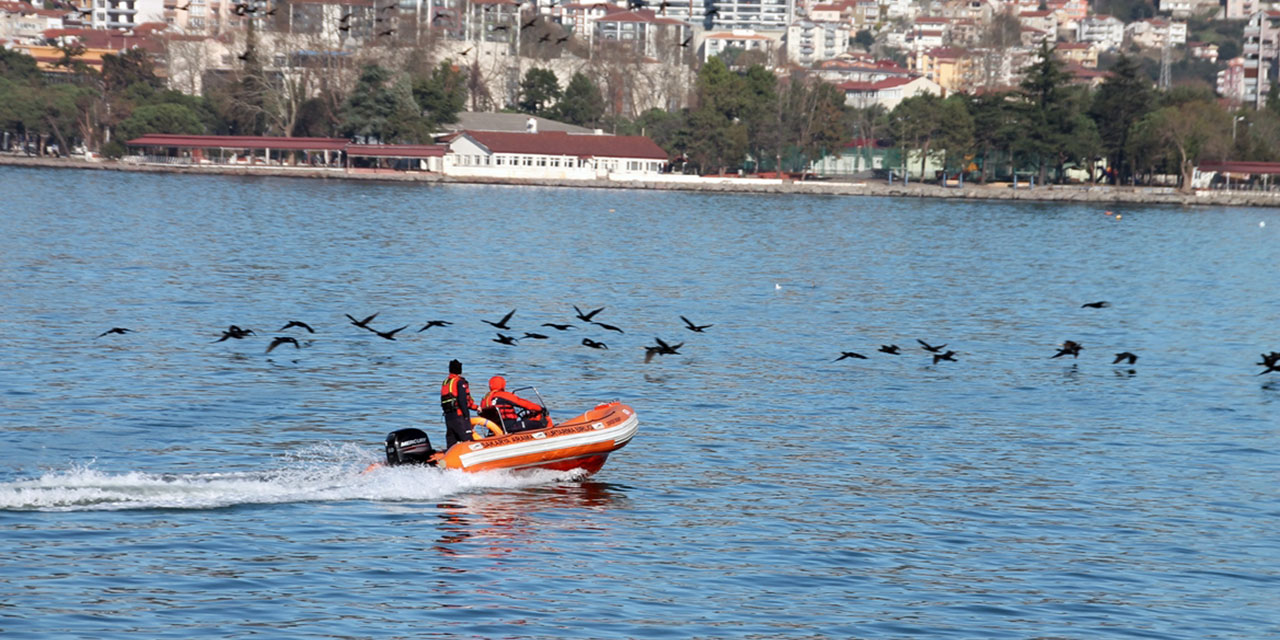 Kafkametler gemisinin kayıp 7 mürettebatı için arama çalışmaları sürüyor