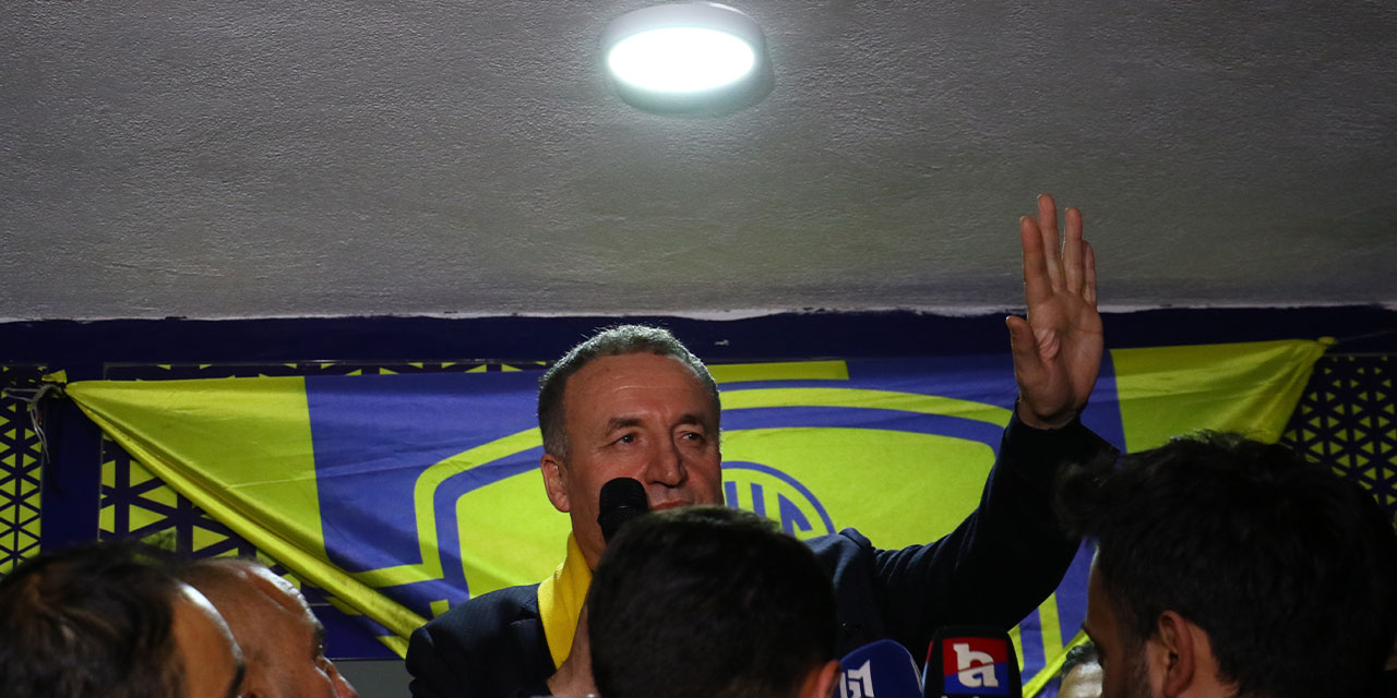 Ankaragücü Eski Başkanı Faruk Koca, Halil Umut Meler hakkında konuştu: “Bir yumrukla…”