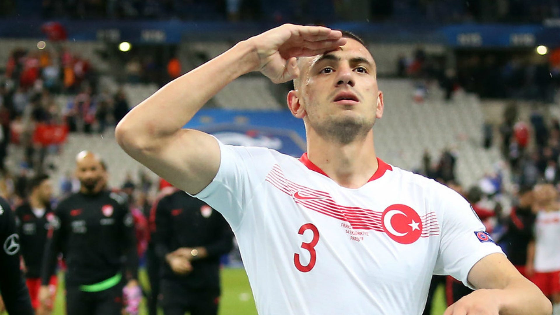 Suudi Arabistan'da forma giyen Merih Demiral sessiz kaldı