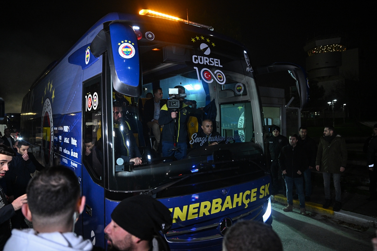 Galatasaray'ın ardından Fenerbahçe de yurda döndü