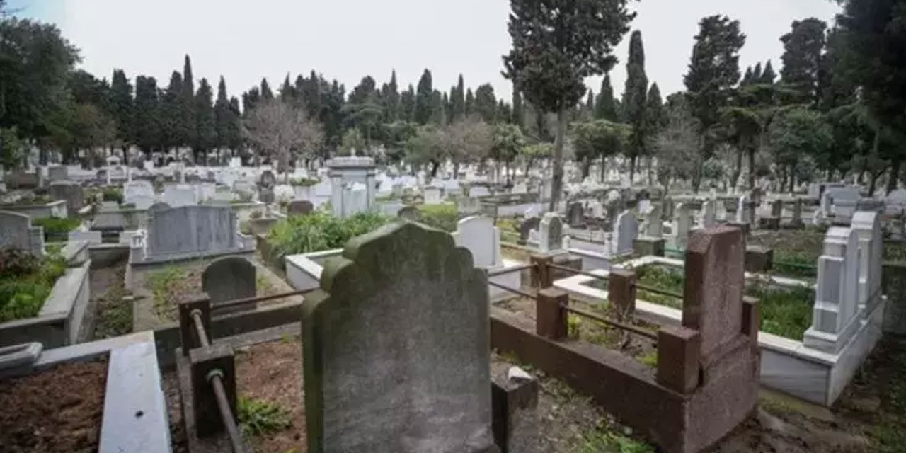 Rüyada mezar taşı görmek: Rüyada mezar taşı görmek ne anlama gelir , mezar taşı görmenin yorumu