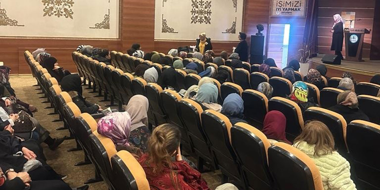 Pursaklar Belediyesi 'Stres ve Gevşeme Egzersizleri' adlı seminer düzenledi