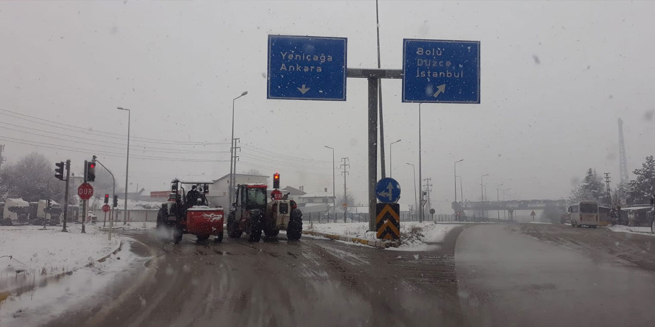 Ankara'nın sınır komşusu Bolu'da yağan kar başkente doğru ilerliyor