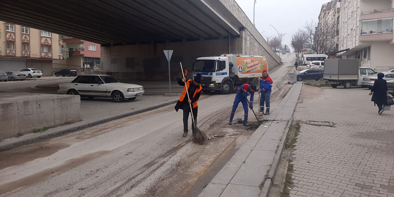 Sincan'da hummalı temizlik devam ediyor