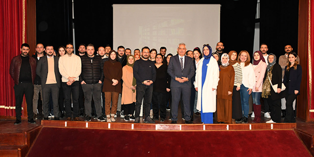 Mamak Belediyesi kütüphane personeline hizmet içi eğitim programı düzenledi