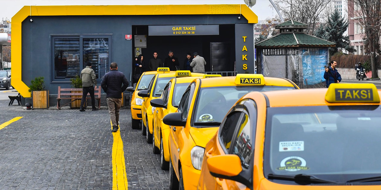 Mansur Yavaş duyurdu: Ankara’da konforlu taksi duraklarının sayısı artıyor