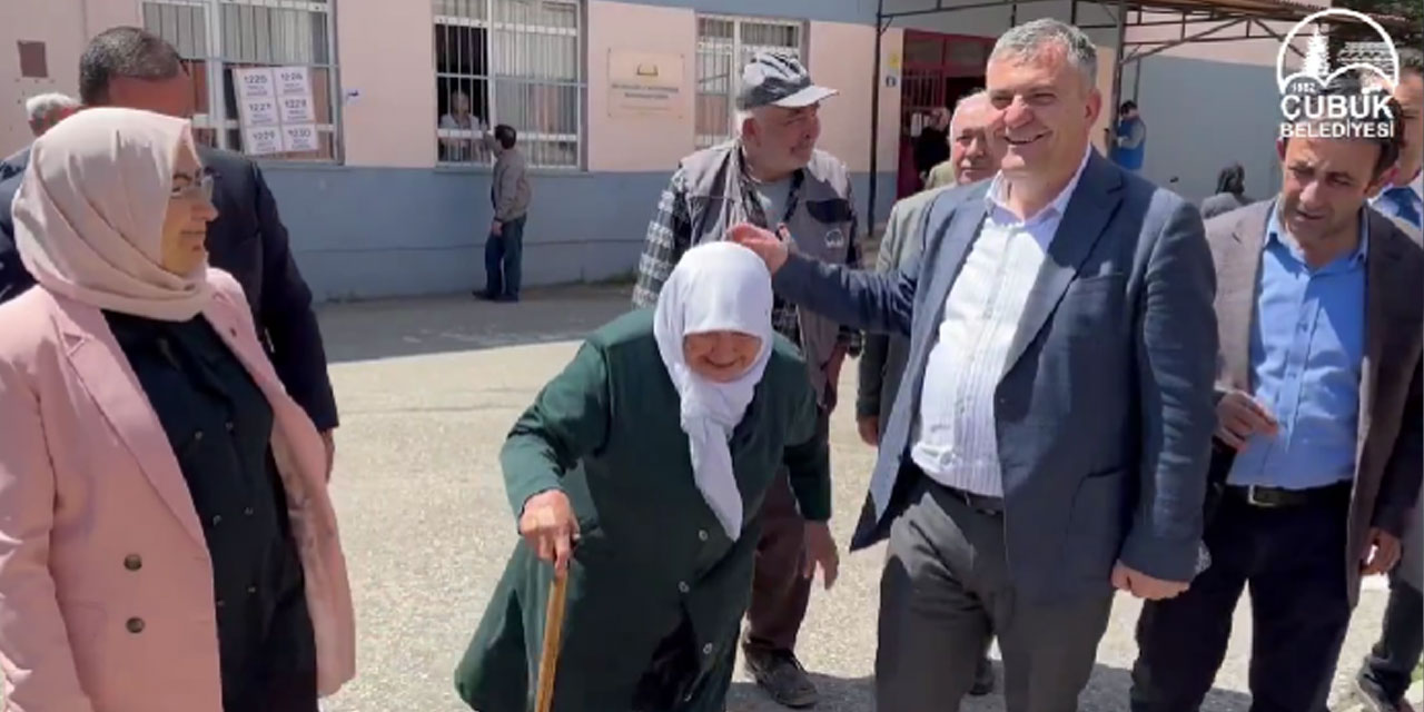 AK Parti tarafından adaylığı tebliğ edilen Baki Demirbaş'a Çubuk’ta coşkulu destek