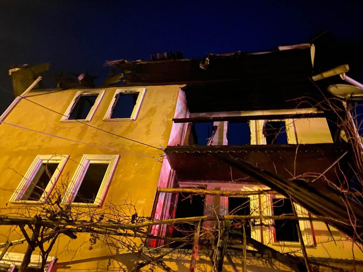 Ankara Nallıhan'daki yangın söndürüldü