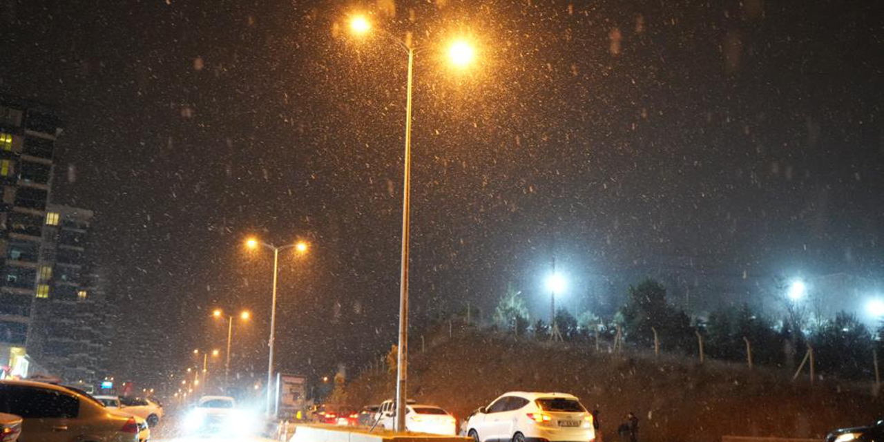 Kırıkkale'de kar yağışı etkili oldu