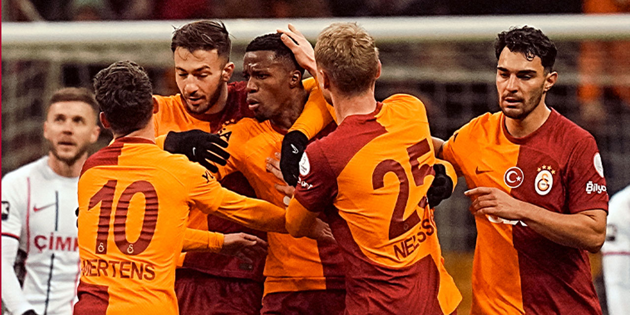 Galatasaray öldü öldü dirildi: Zirve takibini sürdürdü: Galatasaray 2-1 Gaziantep FK