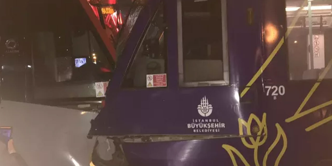 İstanbul'da iki tramvay kaza yaptı!  Seferler durdu, Makinist yaralı