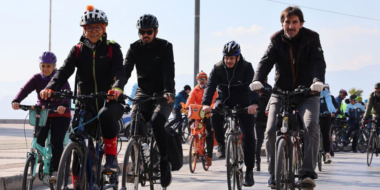 110 bisikletli 6 Şubat depremlerinin birinci yılında pedal çevirdi
