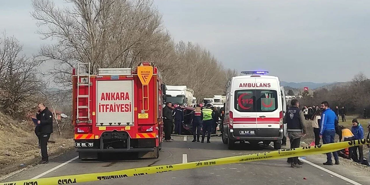 Ankara Nallıhan'da korkunç kaza: 4 kişi hayatını kaybetti 2 kişi yaralandı
