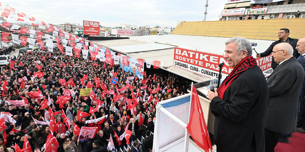 Ankara Büyükşehir Belediye Başkanı Mansur Yavaş Batıkent'te Seçim Koordinasyon Merkezi'nin açılışını yaptı