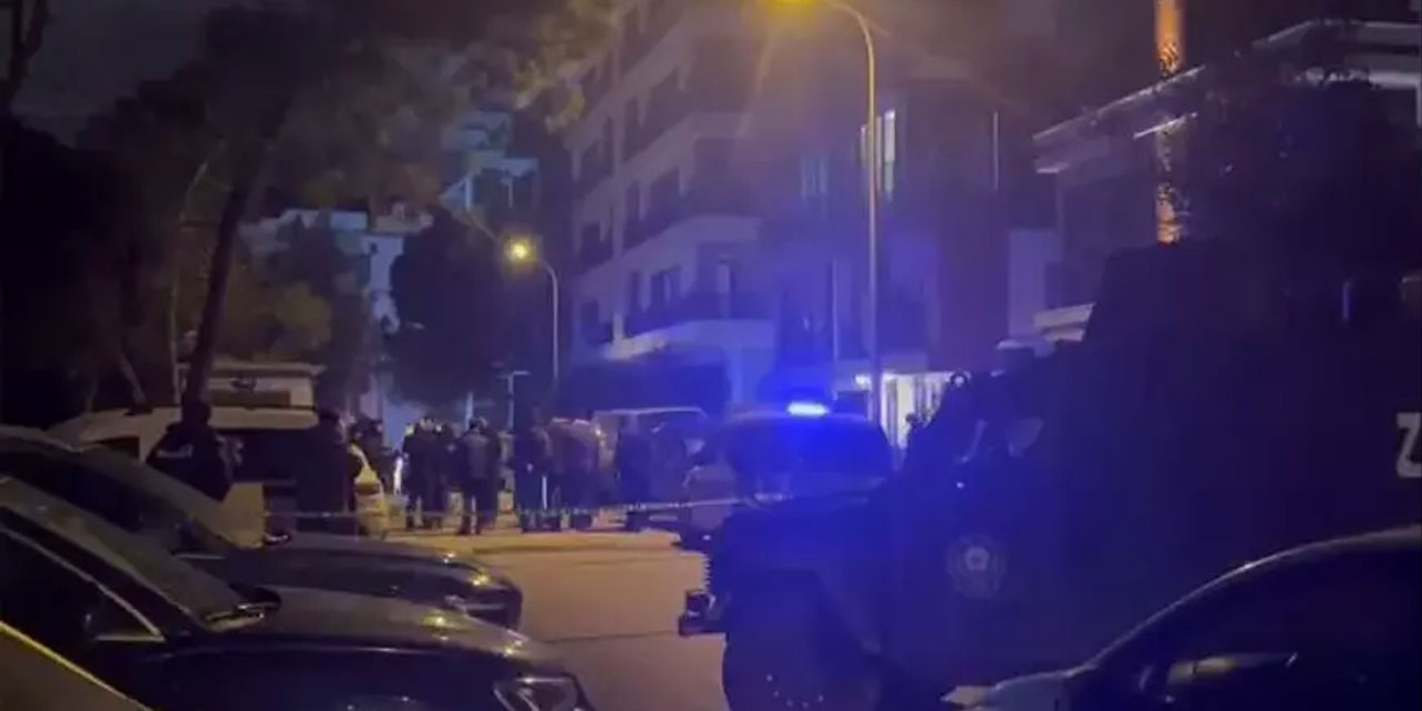 İstanbul'da polis noktasına saldırı: Saldırganlar kaçtı