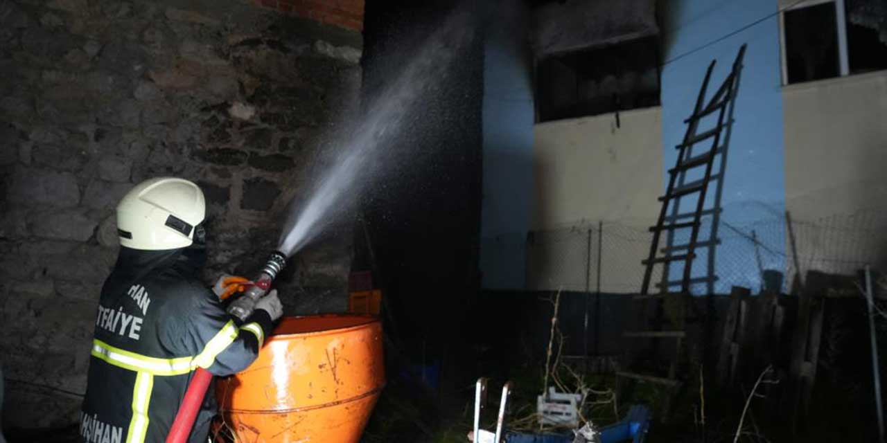 Kırıkkale Yahşihan'da yangın çıktı: Bir ev küle döndü!