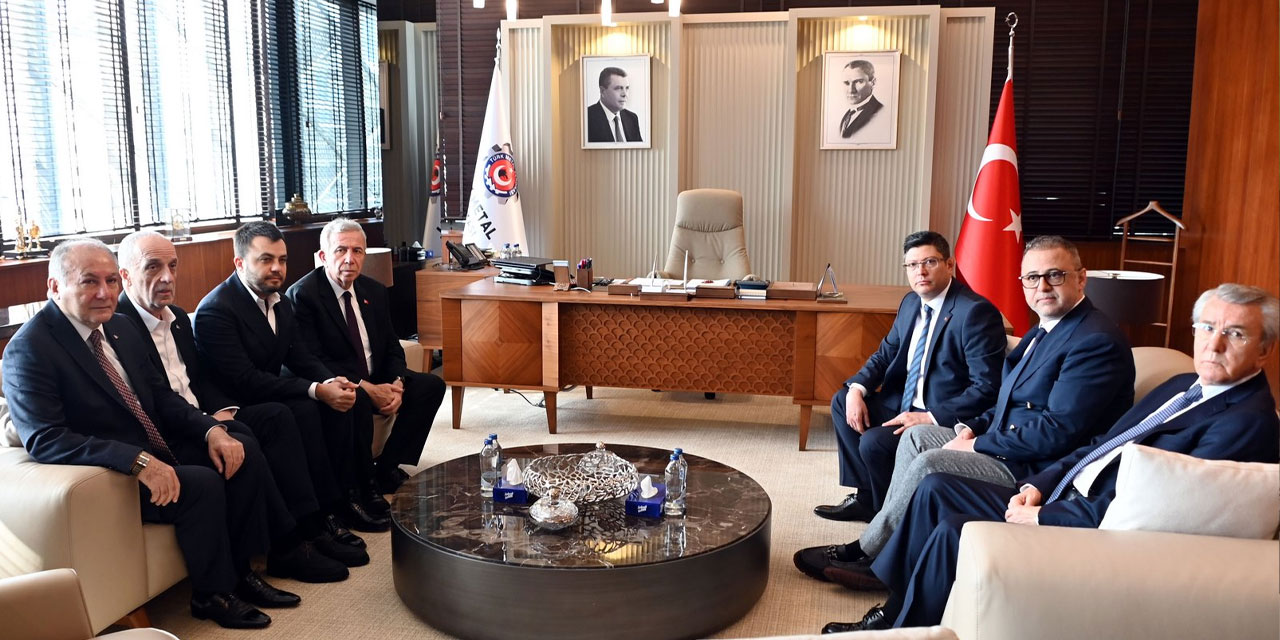 Türk Metal Sendikası’na Onursal Başkan Pevrul Kavlak için taziye ziyareti