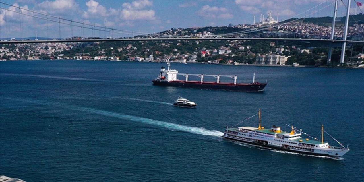 İstanbul Boğazı'nda gemi trafiği durduruldu!