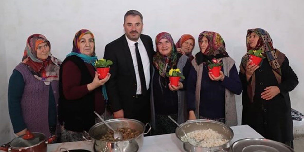 Pursaklar Belediyesi 8 Mart Dünya Kadınlar Günü'nde kadınları unutmadı!