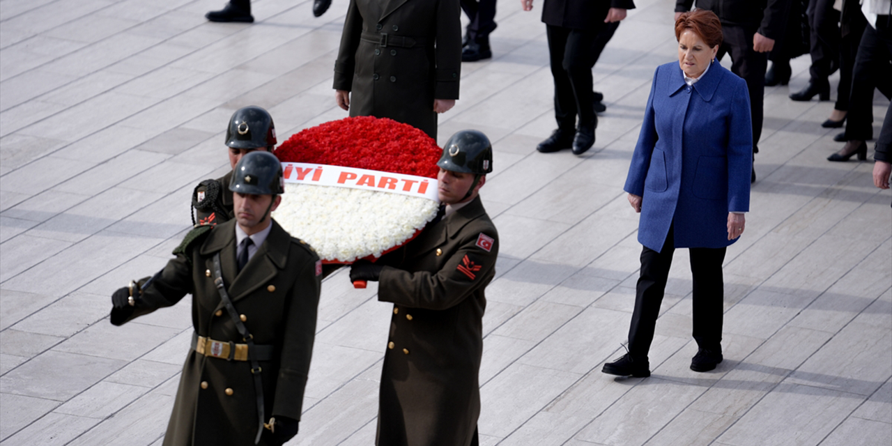 İYİ Parti Genel Başkanı Akşener'den Anıtkabir'e 8 Mart  ziyareti