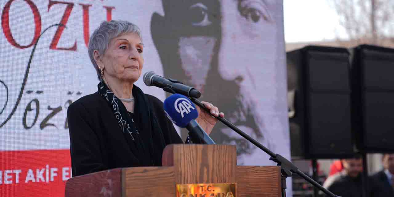 İstiklal Marşı'nın yazıldığı yerde Mehmet Akif Ersoy anıldı