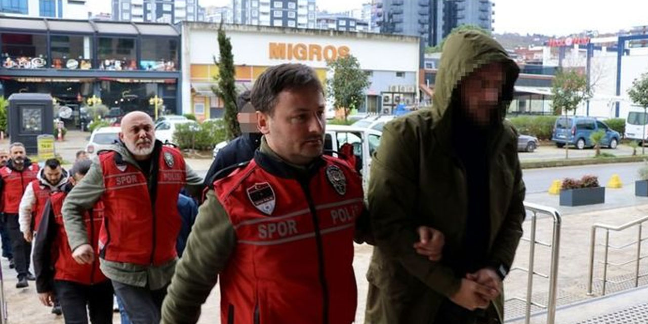 Trabzonspor-Fenerbahçe maçı sonrası olaylara ilişkin 7 kişi adliyede: Sahaya ilk atlayan şahıs da aralarında!