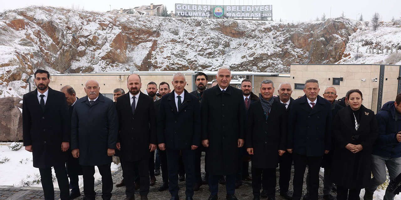 Kültür ve Turizm Bakanı Mehmet Nuri Ersoy  Tulumtaş Mağarası'nı ziyaret etti