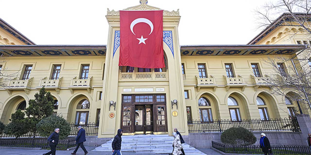 Müzeye dönüşen Ankara Palas'a ilgi büyük!