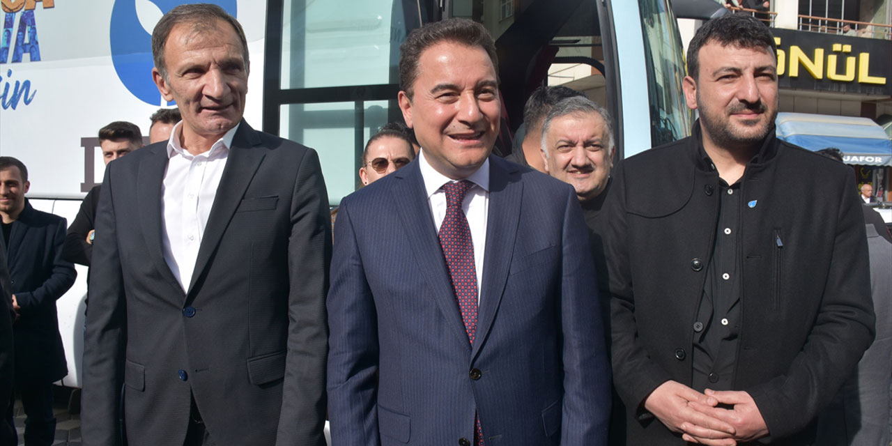 DEVA Partisi lideri Ali Babacan, Gümüşhane'den seslendi: "Bunu yapan ilk siyasi partiyiz"