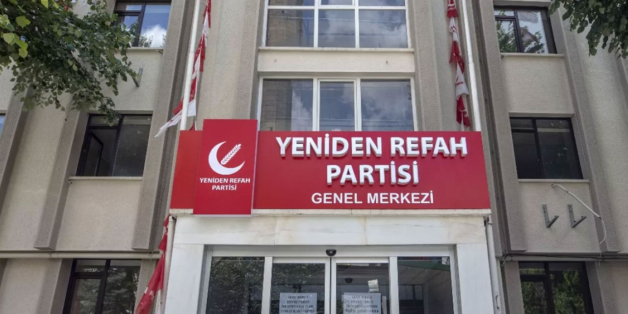 Ankara'da Yeniden Refah Partisi'ne "darbe!"