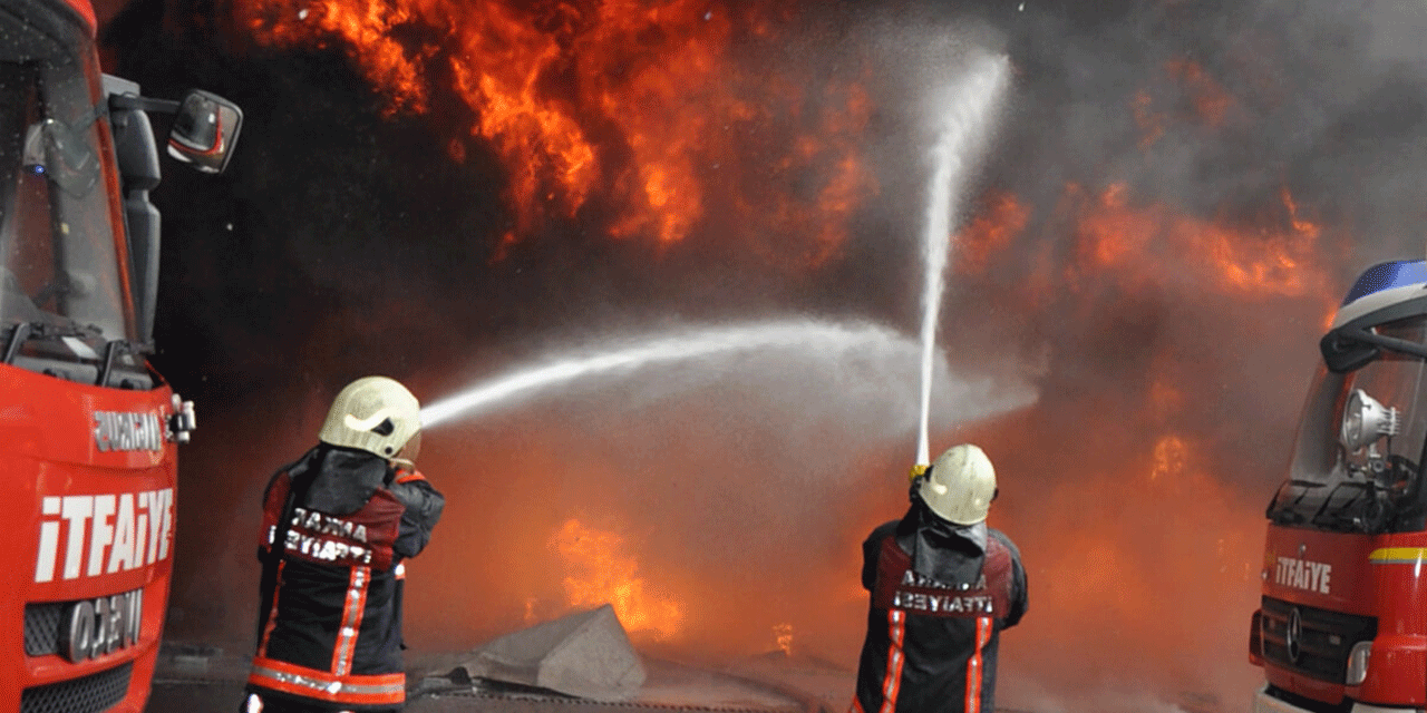 Ankara'da 7 katlı binada yangın!